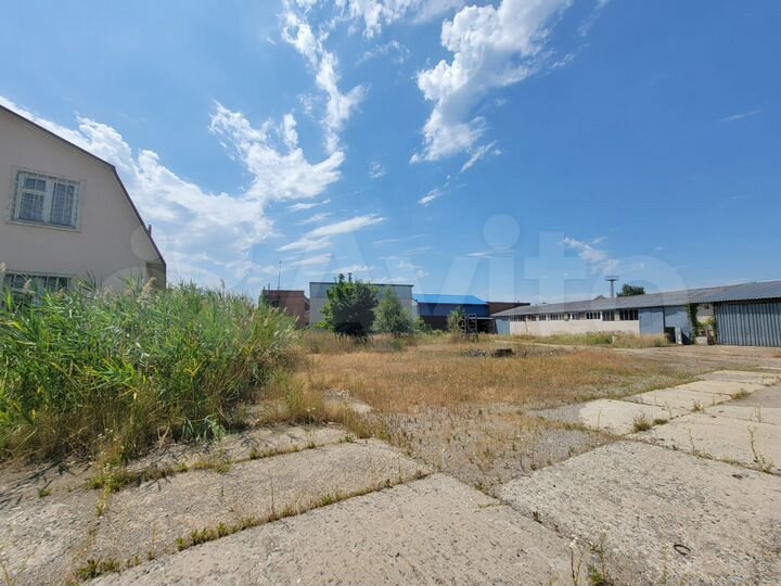 Земля 5,6 га со складами и офисом в Афипской