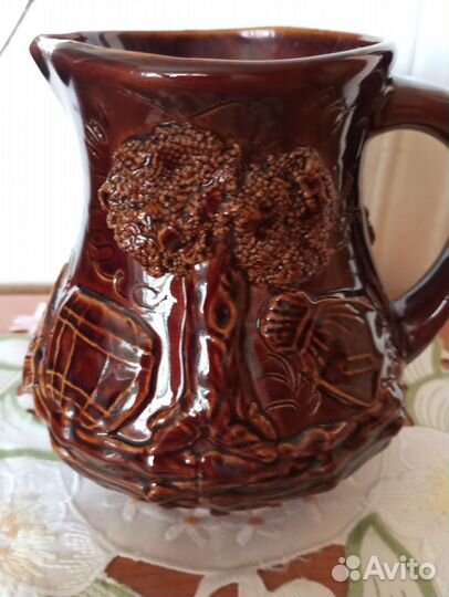 Глиняный кувшин