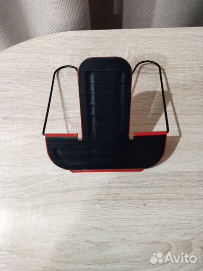 Подставка для книг(металлическая)