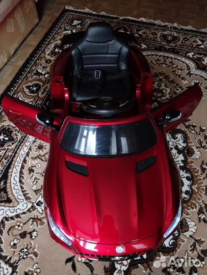 Детский электромобиль mercedes amg