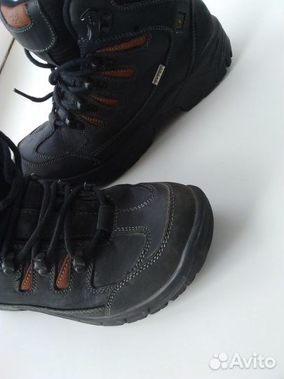 Зимние ботинки