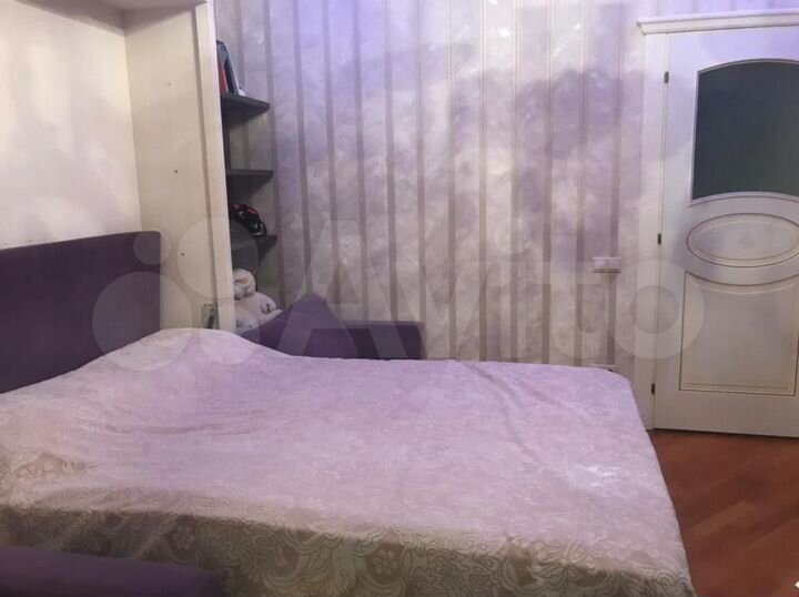 4-к. квартира, 150 м², 3/5 эт.