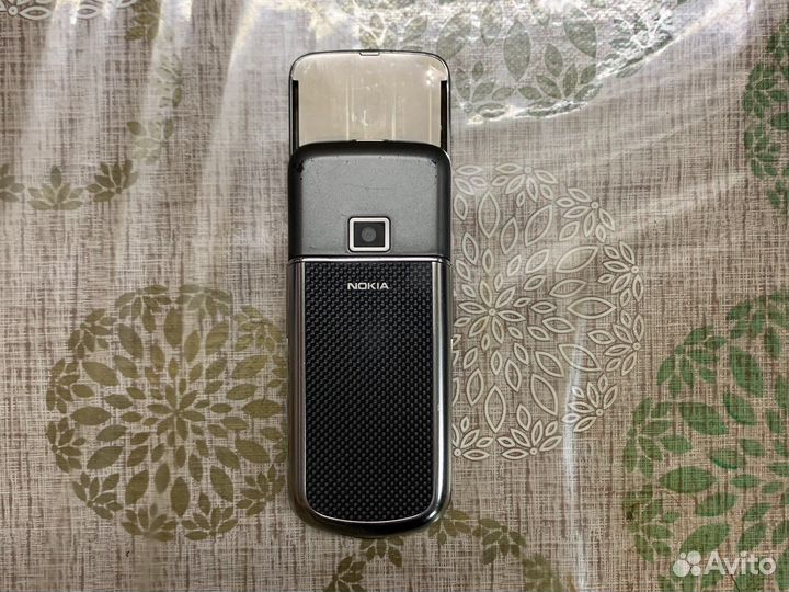 Телефон 8800 carbon