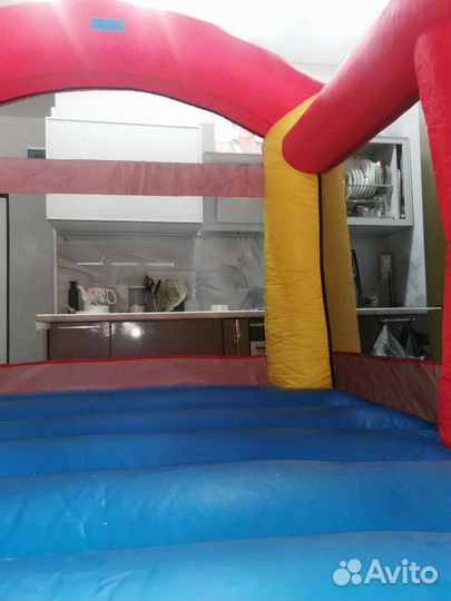 Детский надувной батут бу