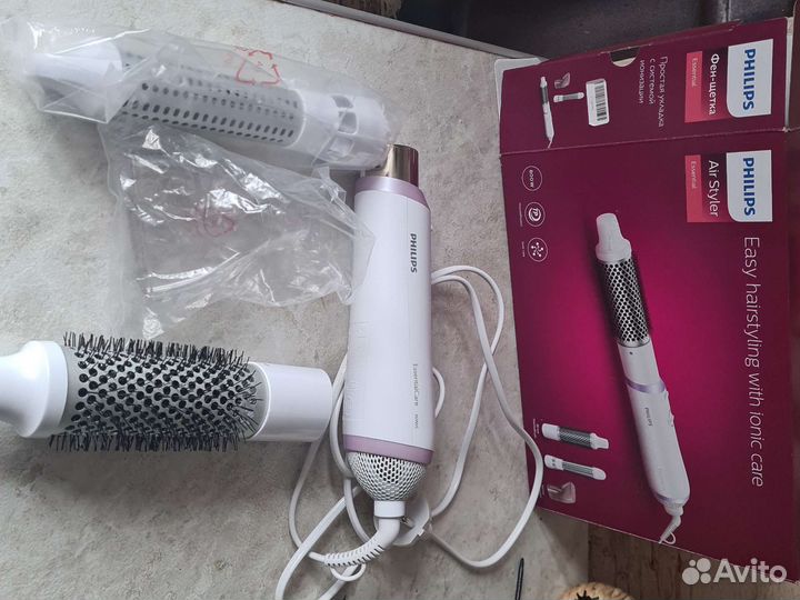 Фен-щетка Philips HP 8662