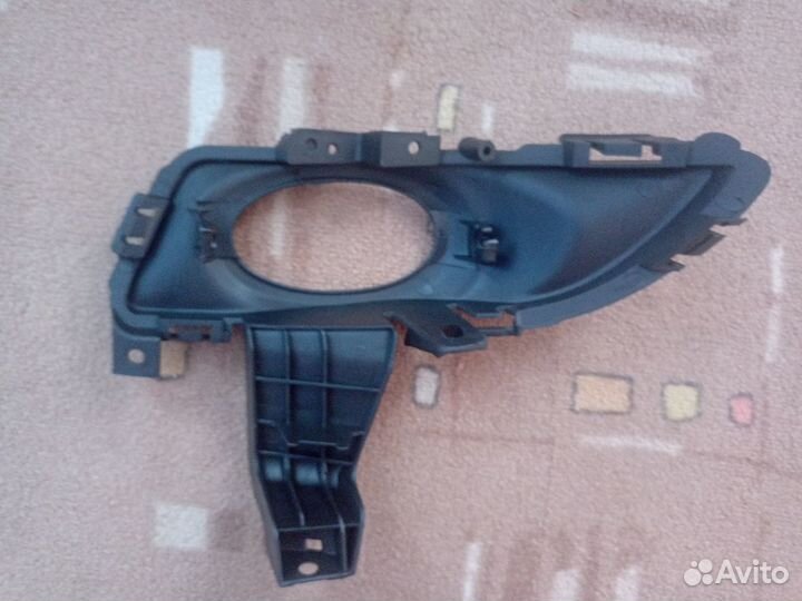 Рамки противотуманной фары