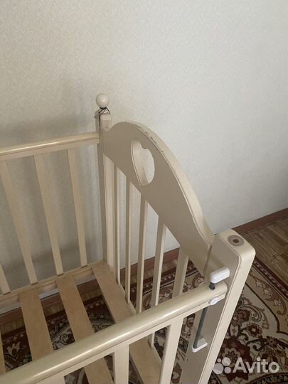 Детская кроватка