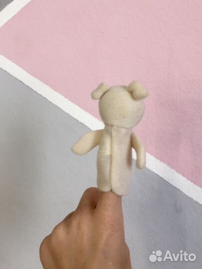 Игрушка Свинка на палец