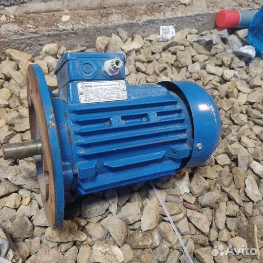 Электродвигатель 220в