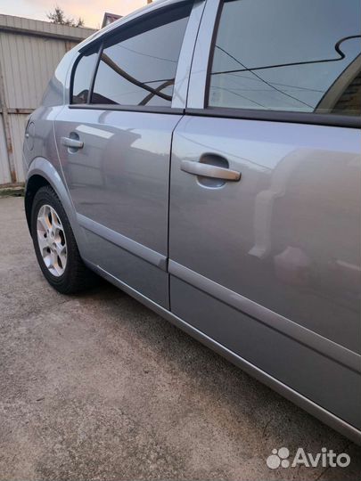 Opel Astra 1.6 МТ, 2008, 238 000 км