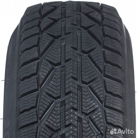Kormoran Snow 215/50 R17