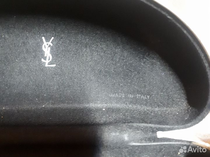 Солнцезащитные очки YSL