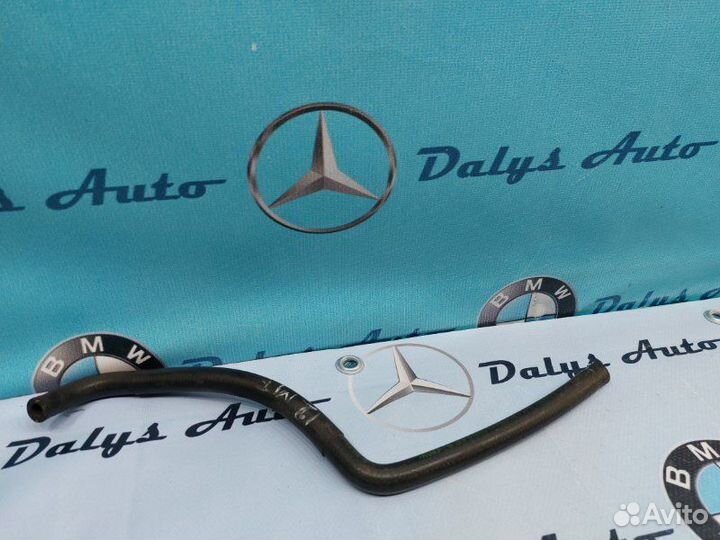 Патрубок системы охлаждения Mercedes-Benz S-Class