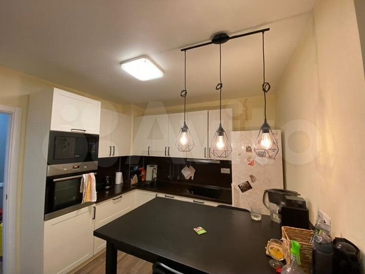 2-к. квартира, 57 м², 15/18 эт.