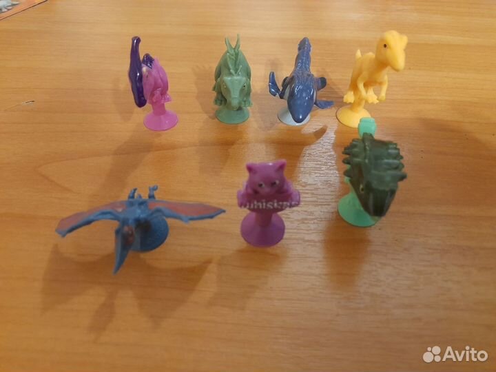 Детские игрушки (большинство коллекционные)