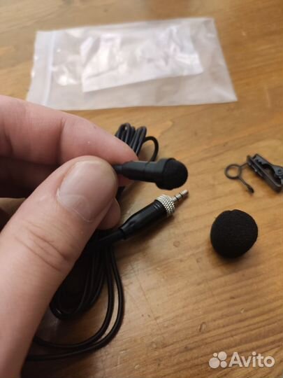 Петлички Sennheiser ME 2