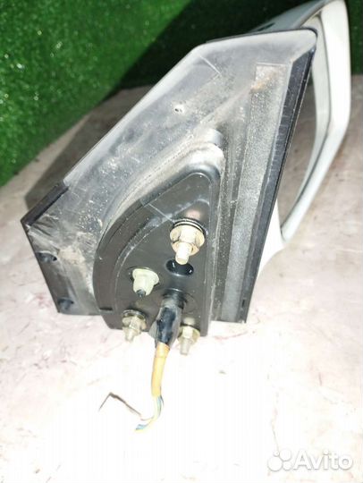 Зеркало боковое правое Mitsubishi Lancer Cedia