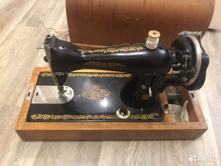 Швейная машинка