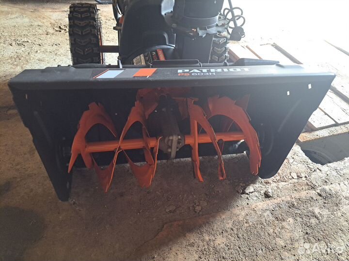 Садовая техника снегоуборщик