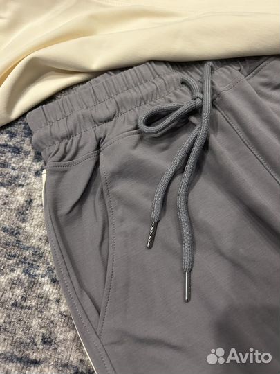 Костюм спортивный