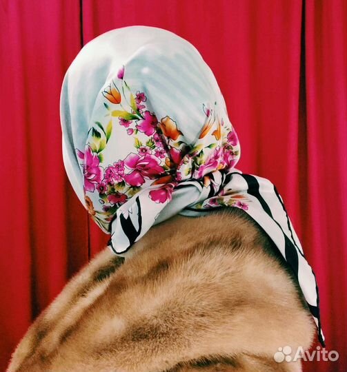 Платок шелковый белый цветы шелк Турция