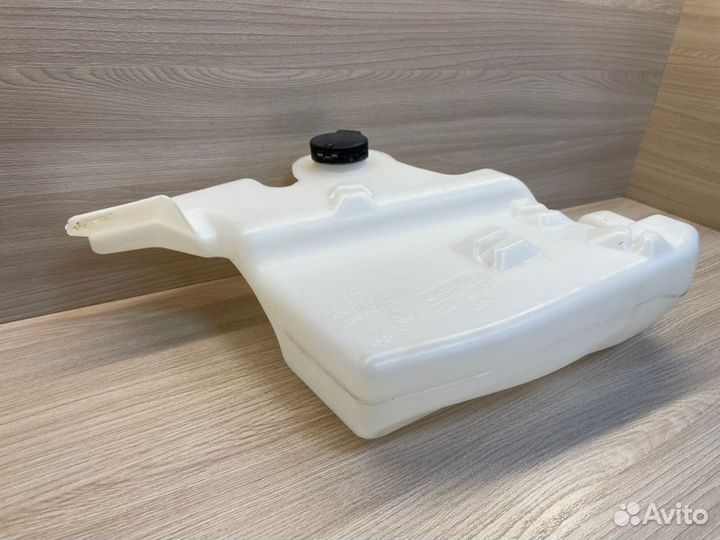 Бачок омывателя LADA X-Ray