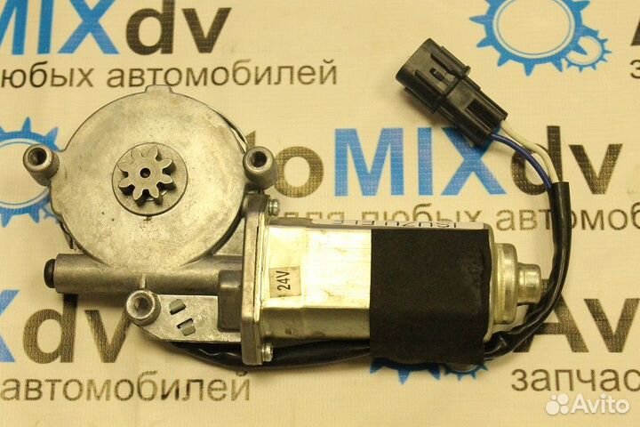 Мотор стеклоподъемника isuzu ELF 1996 - 2009 RH 24V 8-97898-479-0 / 8-97869-079-0 / 8-97868-065