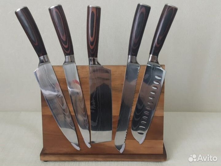 Магнитная подставка для кухонных ножей