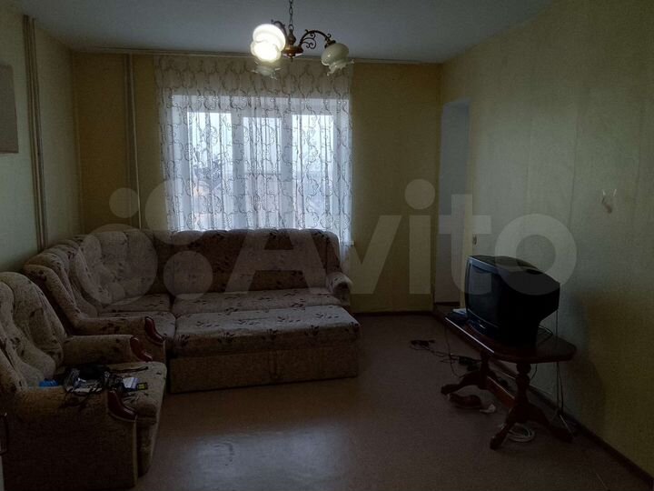 1-к. квартира, 42 м², 4/10 эт.