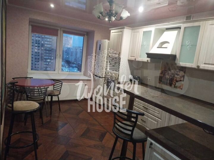 2-к. квартира, 61,5 м², 10/17 эт.