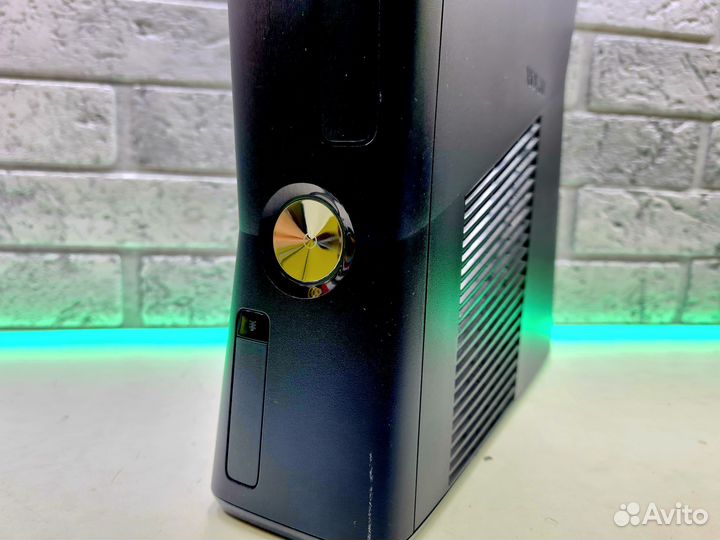 Xbox 360 slim