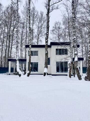 Дом 240 м² на участке 15 сот.