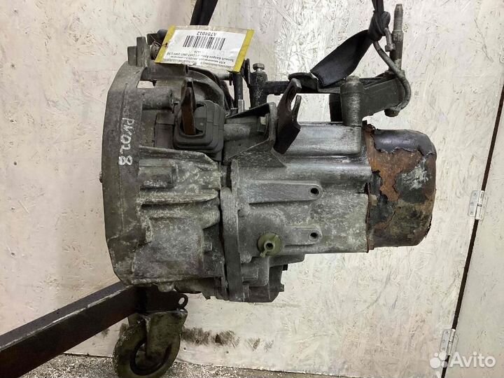 МКПП (механическая коробка переключения передач) R