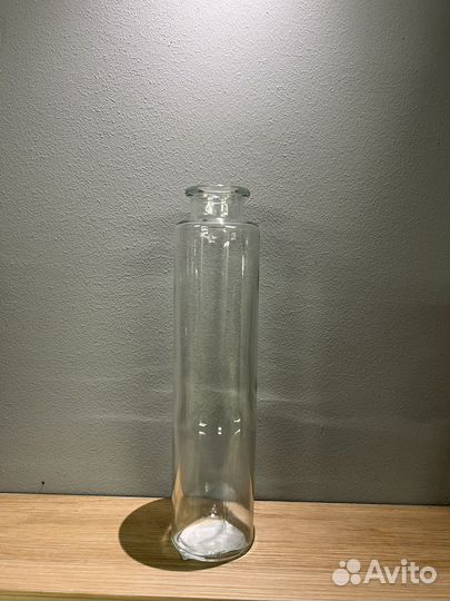 Ваза в виде бутылки