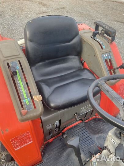 Мини-трактор YANMAR F-6, 2010