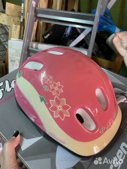 Роликовые коньки