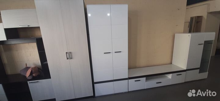 Тумба тв белый глянец мдф фасады (новая)