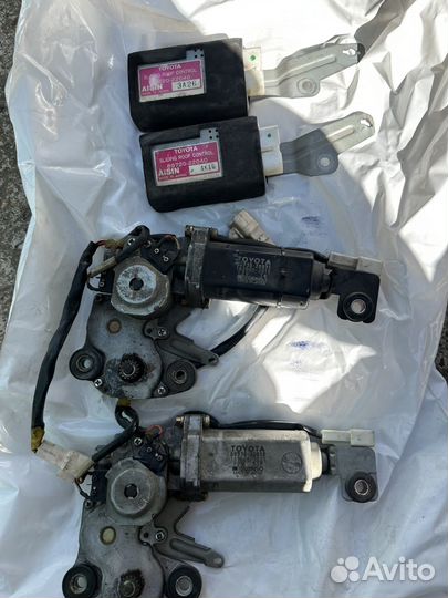 Моторчик люка с блоком управления jzx90