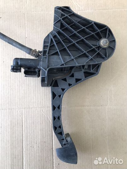 Педаль сцепления Audi A3 8P (3496)