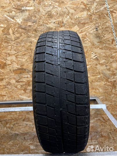 Bridgestone Blizzak Revo2 205/60 R16