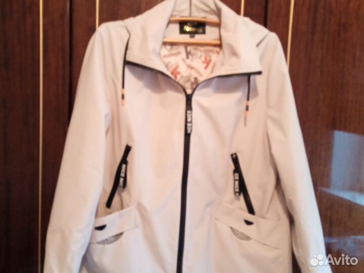 Куртка ветровка женская размер 58-60