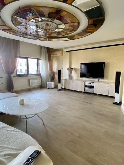 3-к. квартира, 120,4 м², 6/9 эт.