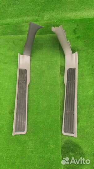 Облицовка порога передняя Lincoln Navigator