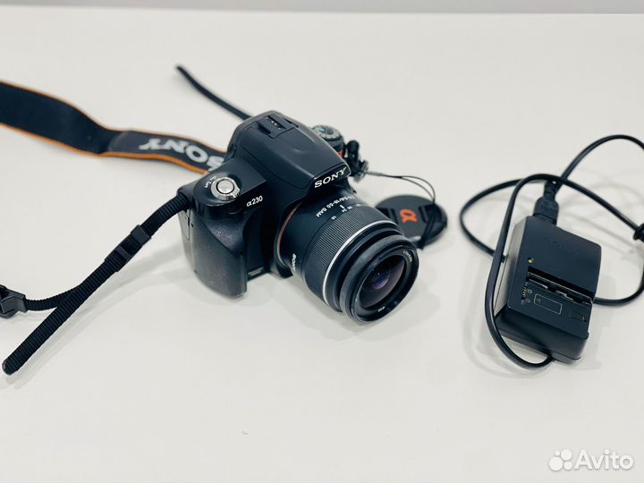 Фотоаппарат зеркальный Sony 8Gb флешка