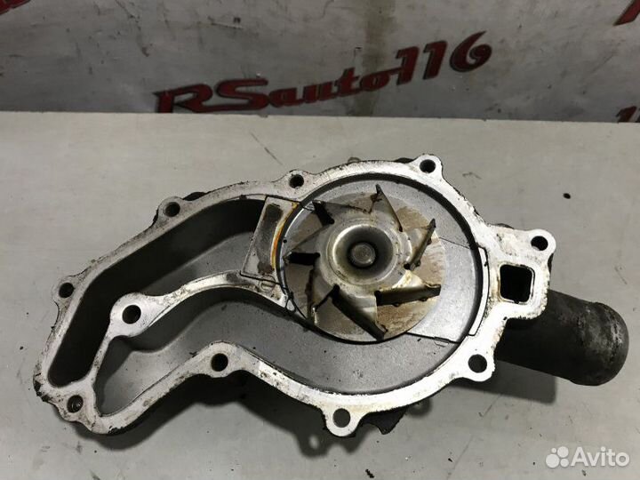 Помпа водяная Mercedes-Benz Gl-Class X164