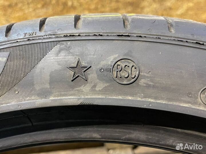 Pirelli P Zero 245/40 R20