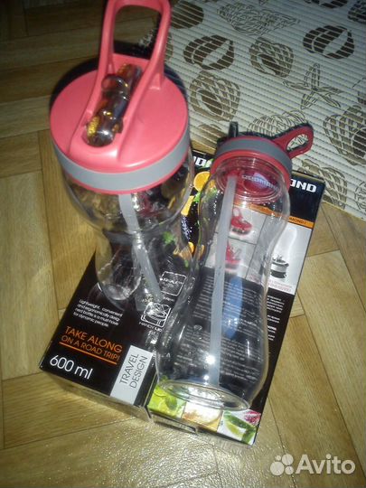 Новая Дорожная бутылка redmond RM-04