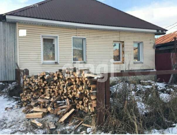 Дом 80 м² на участке 6 сот.