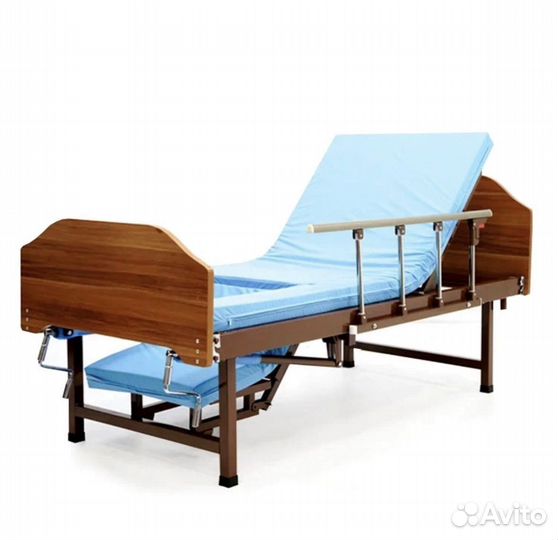 Медицинская кровать для инвалидов