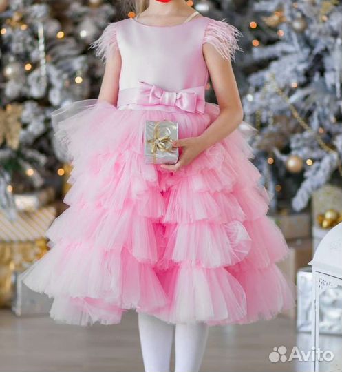 Нарядное платье 110